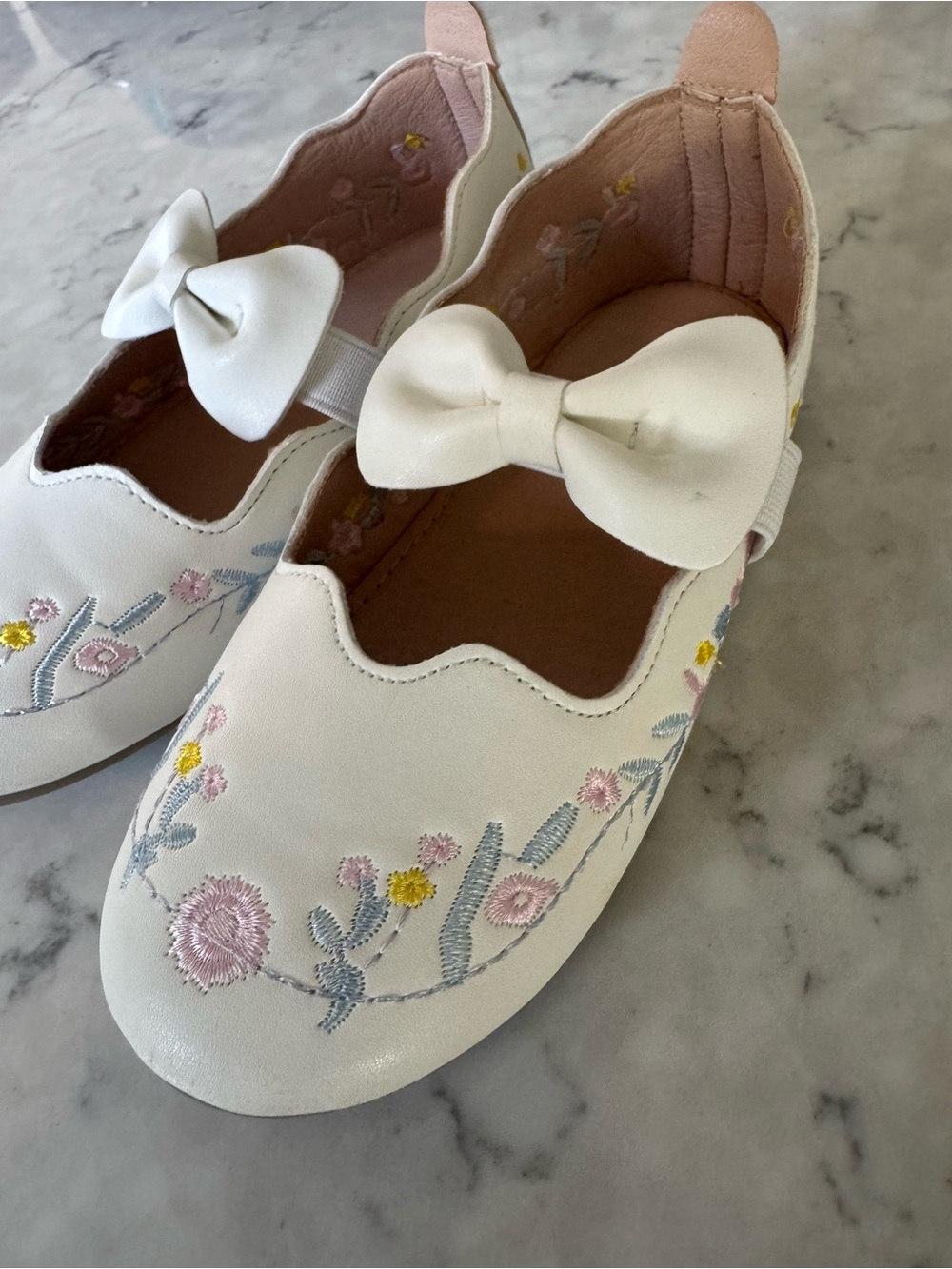 Toddler Girls White Floral Bow Mary Jane Shoes size 11